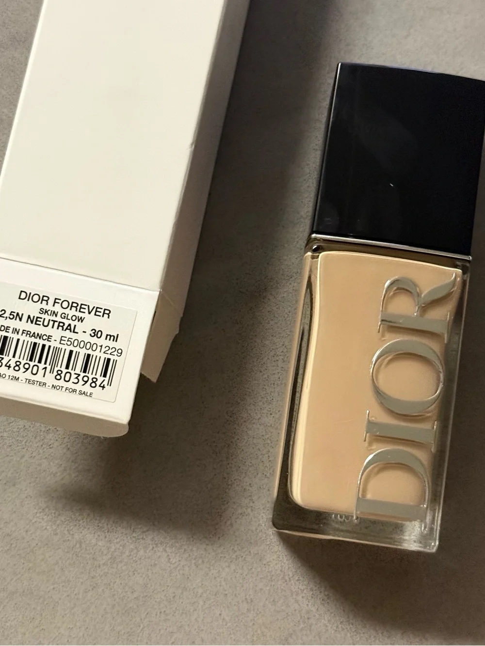2.5N Dior Forever Skin Glow Foundation